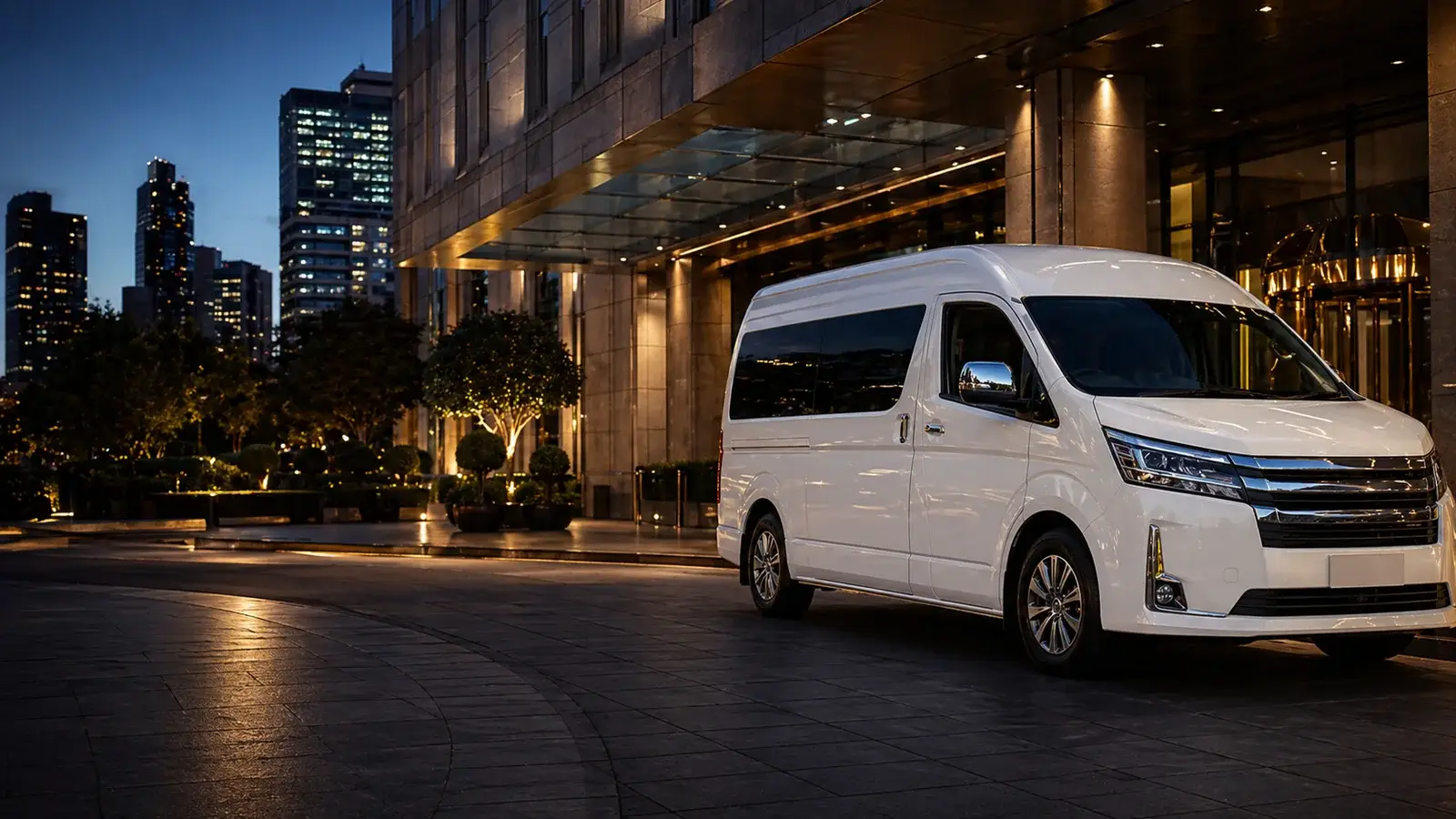 Premium Maxi Taxi Melbourne executive hotel transfer maxi taxi in Melbourne CBD